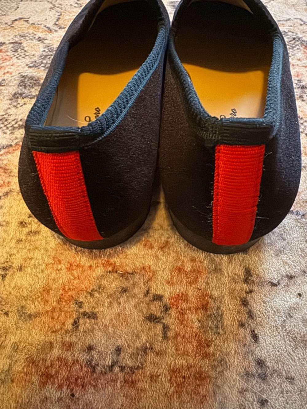 Del Toro Black Velvet Loafers with Gold Cat and Pink Heart Embroidery - Picture 5 of 7